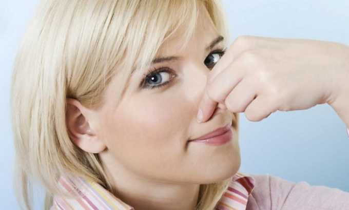 Противопоказанием для спринцевания являются нехарактерные выделения с неприятным запахом