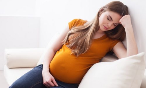 Беременным нельзя заниматься самолечением, даже чтобы уменьшить боль при первых проявлениях цистита