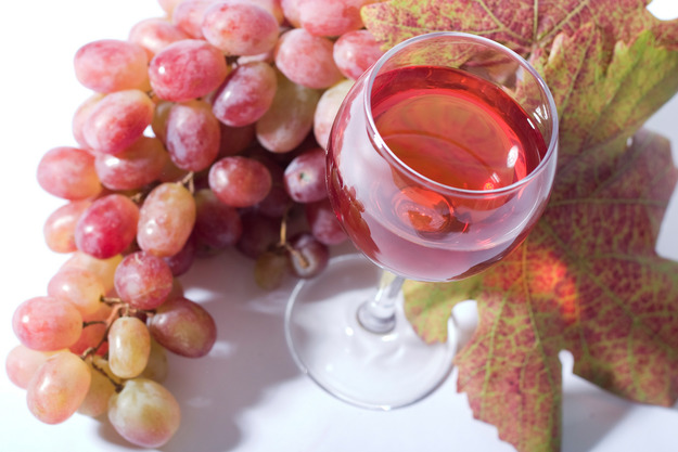 Розовое вино в домашних условиях