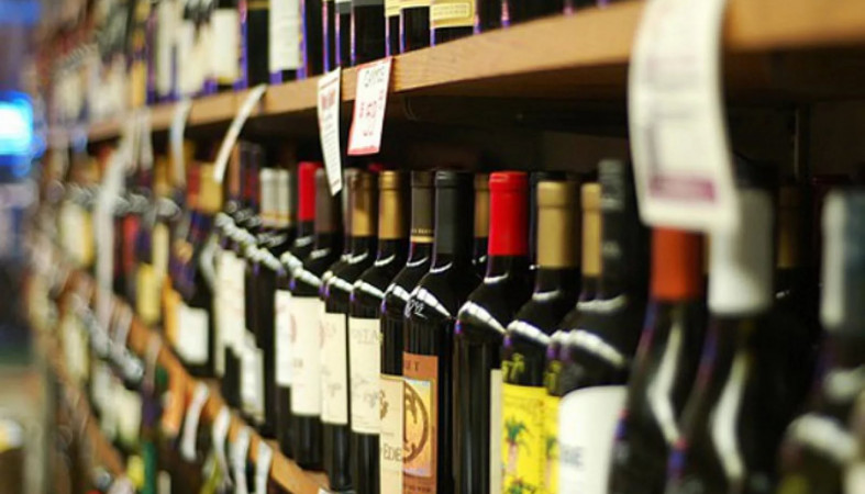 Число магазинов с алкоголем в России может сократиться в 2,5 раза