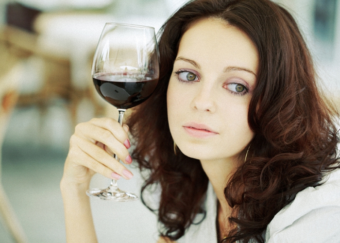 Опасность алкоголя для женщин