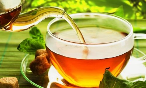 В лечении воспаления мочевого пузыря используются не только медикаментозные средства, но и настои и отвары лекарственных трав, например почечный чай