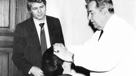 Кодирование от алкоголя по методу Довженко: лечение алкоголизма гипнозом