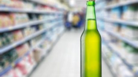 В Минцифре объяснили, зачем нужна реклама пива на ТВ