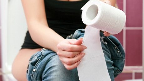 Причины развития поноса и цистита