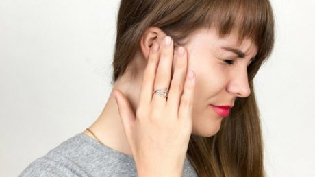 Признаки сифилитического поражения уха и лечебные меры